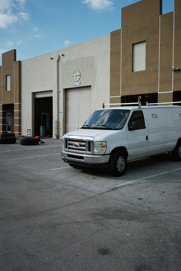 Garage véhicules utilitaires à Rhis : vente et entretien spécialisés